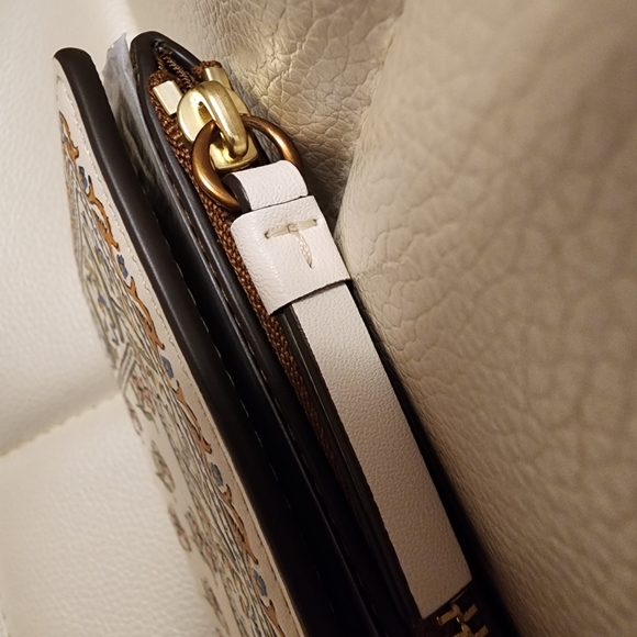 NWT ~Tory Burch Walker Printed Leather Slim Wallet Beige Flower Ditsy Border - Picture 11 of 16